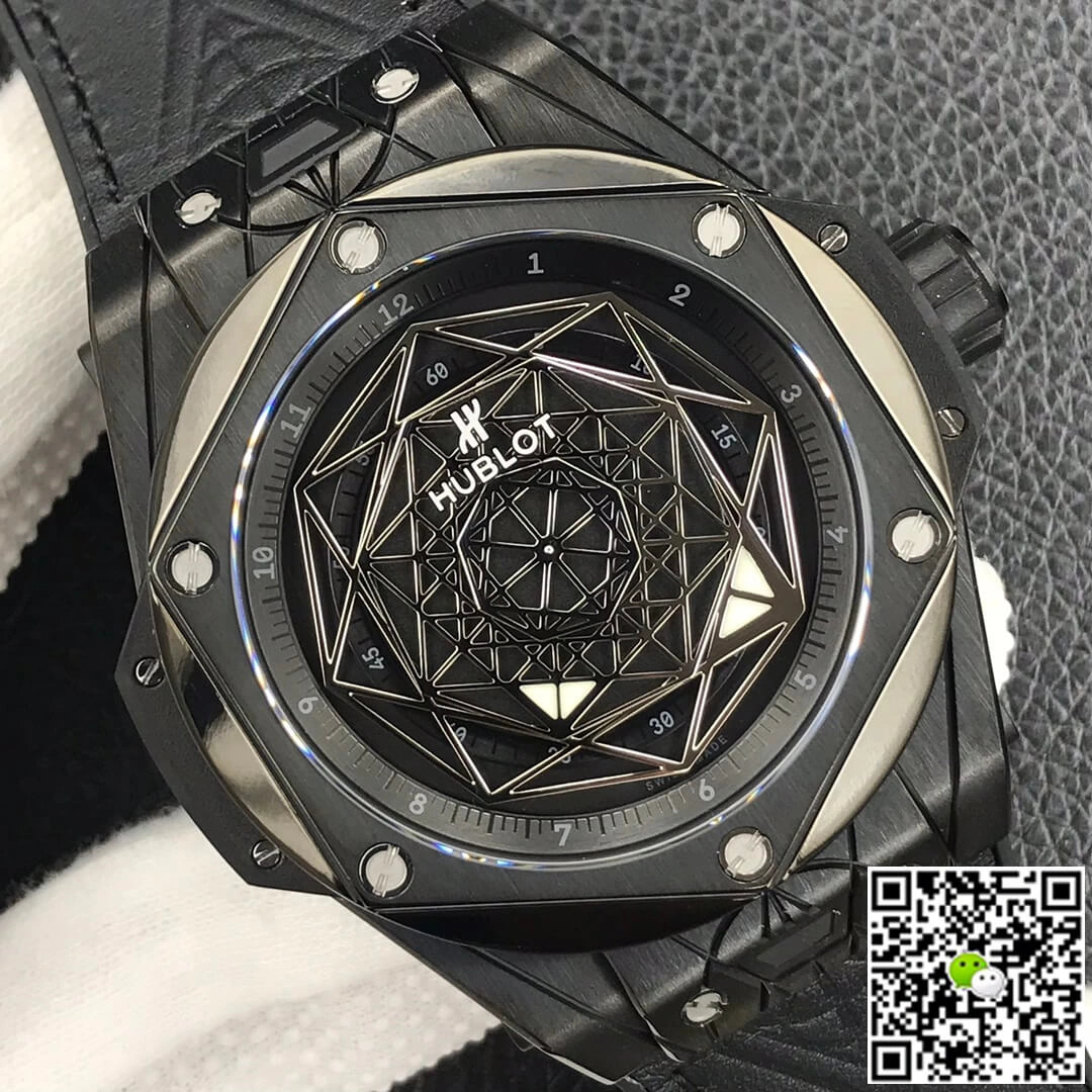 Hublot Big Bang 415.CX.1112.VR.MXM18 WWF Factory 1:1 Best Edition Replica Watch black strap